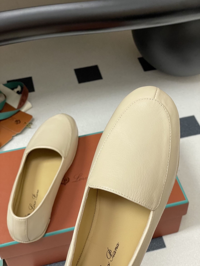 L0r0 P1ana loafers